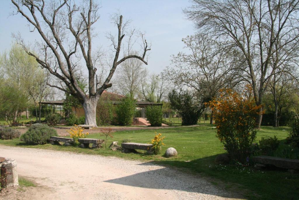 Agriturismo Corte San Girolamo Mantova Exterior photo